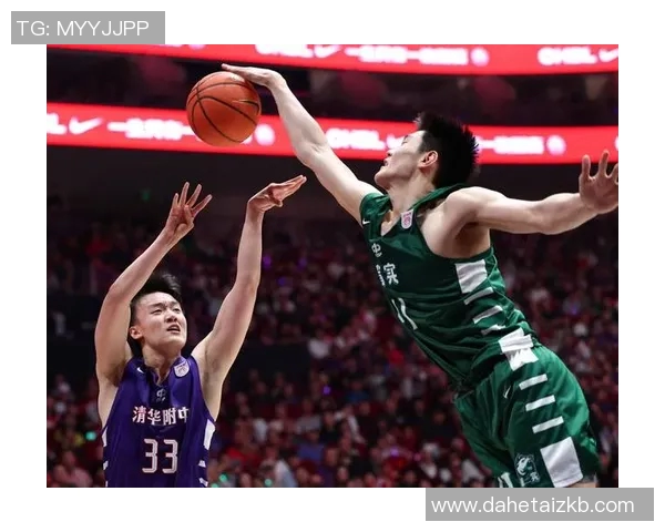 任骏飞：从青涩新星到篮球场上的领军人物的成长之路